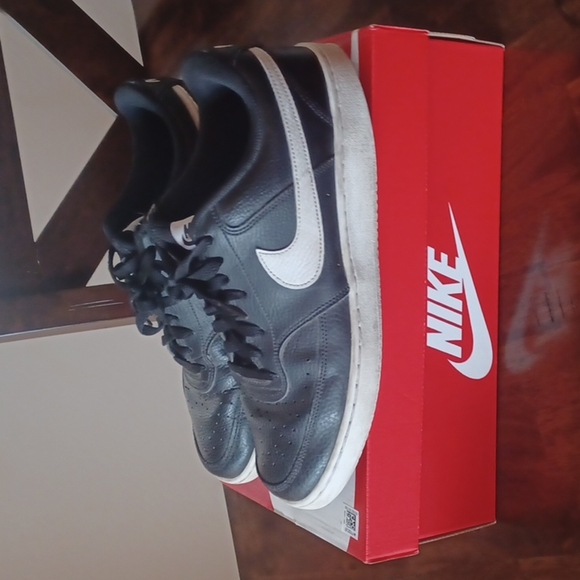 - Men's  Nike Court vision shose - Picture 1 of 9